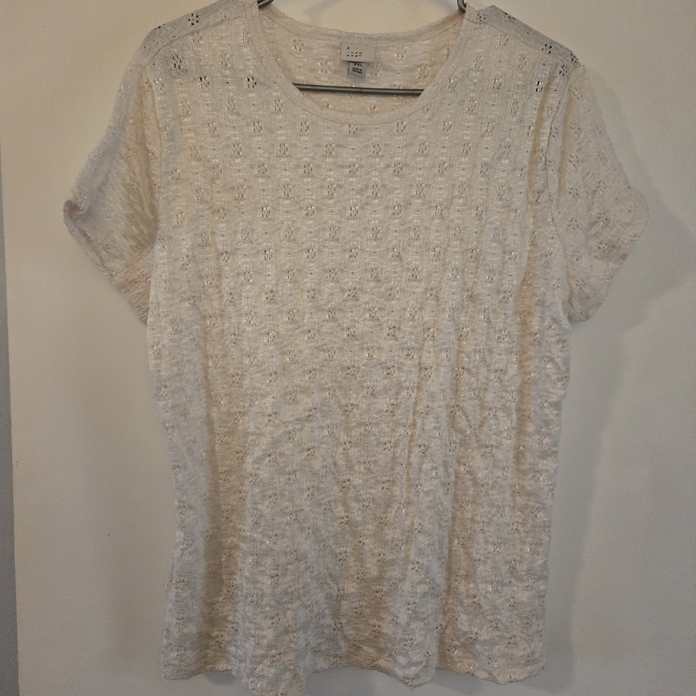 Lace Short Sleeve Top in Cream